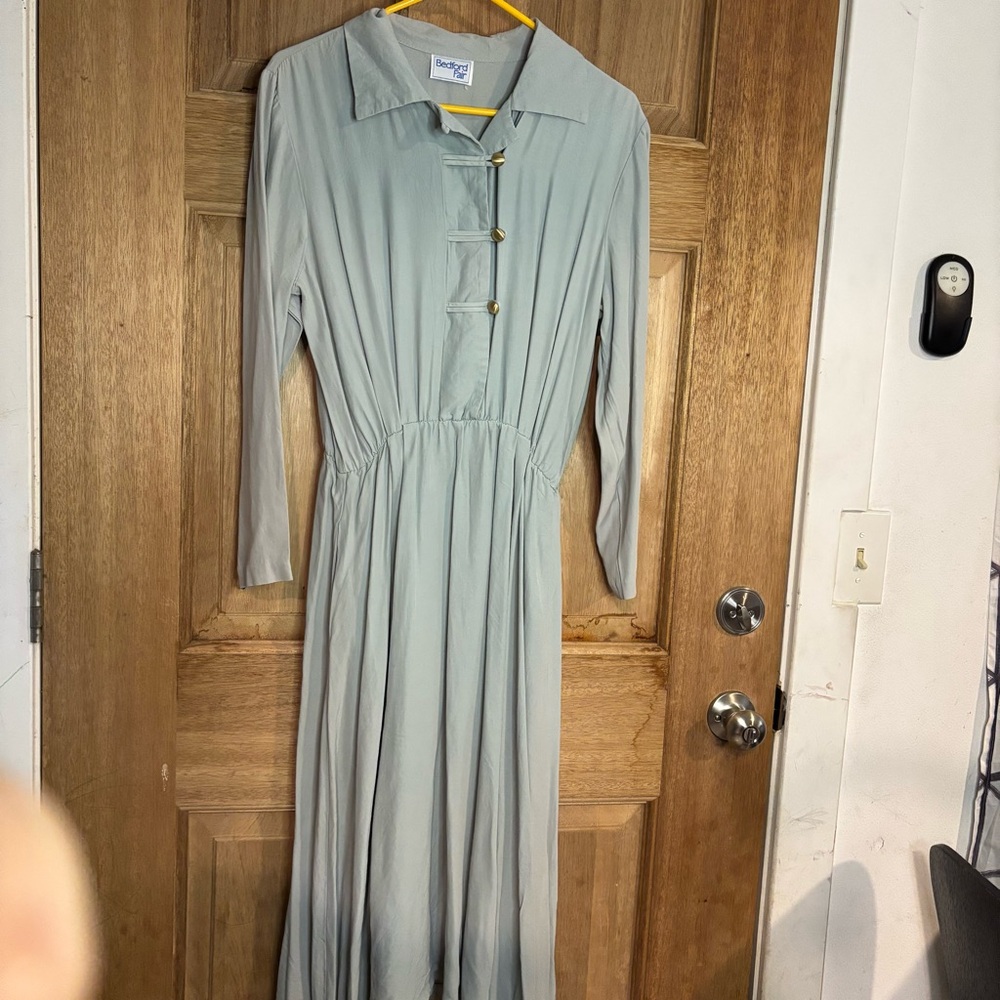 Elegant Long Sleeve Dress in Gray